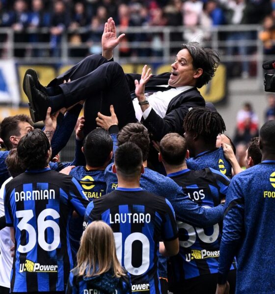 Calciatori dell'Inter e Inzaghi