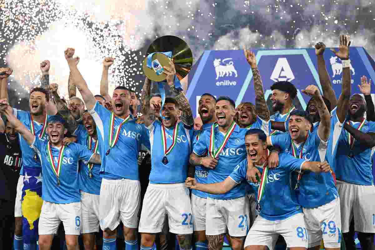 I giocatori del Napoli festeggiano lo scudetto