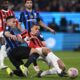 Lautaro Martinez contrasta Malick Thiaw