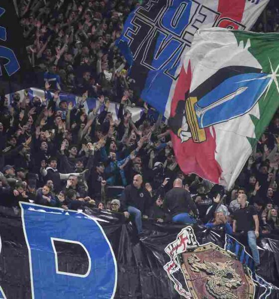 Tifosi Inter festeggiano